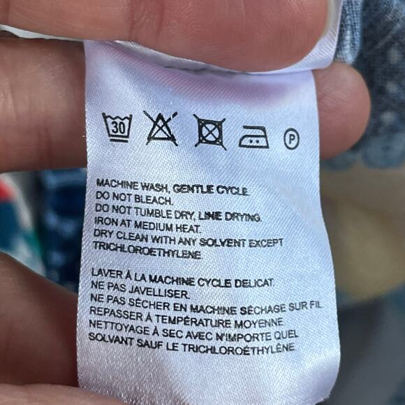 Farm Rio For Anthropologie Women's Colorful Tropical Print Top Size M - Picture 10 of 10